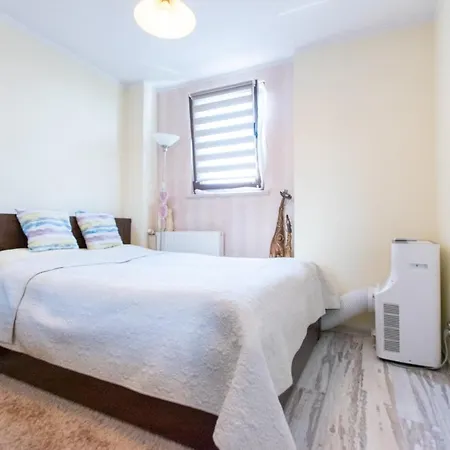 アパート Apartament Park Zagorze *