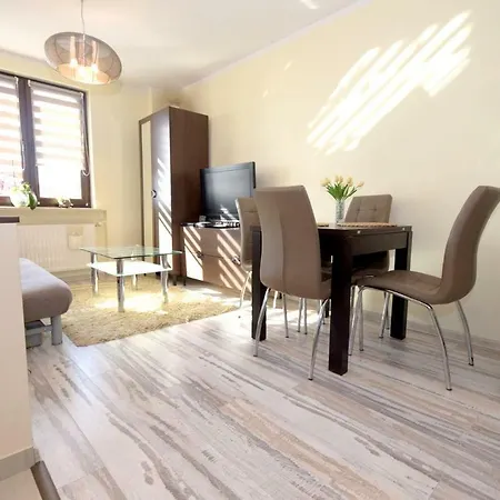 アパート Apartament Park Zagorze ソスノヴィエツ